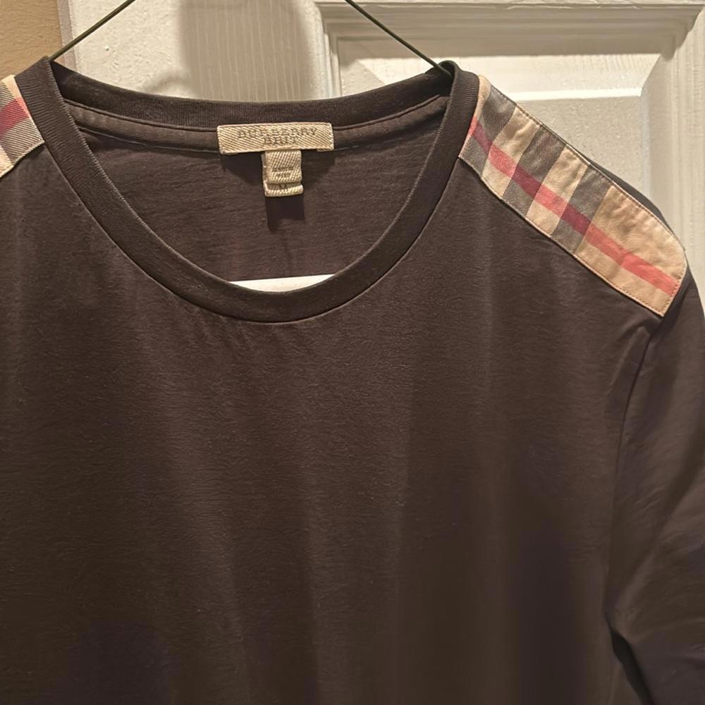 Men’s Burberry Tshirt olive - Picture 2 of 2